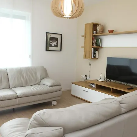 Domace Zavetje V Kopru Lure - Homey Retreat Lure