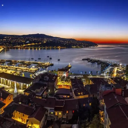 Homey Retreat Lure * Koper