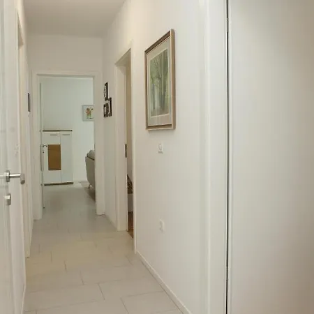 Domace Zavetje V Kopru Lure - Homey Retreat Lure Apartamento Koper