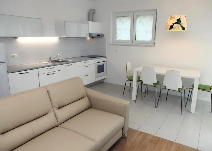 Homey Retreat Lure *